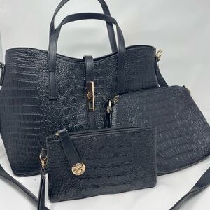 Black crocodile-pattern faux leather handbag set